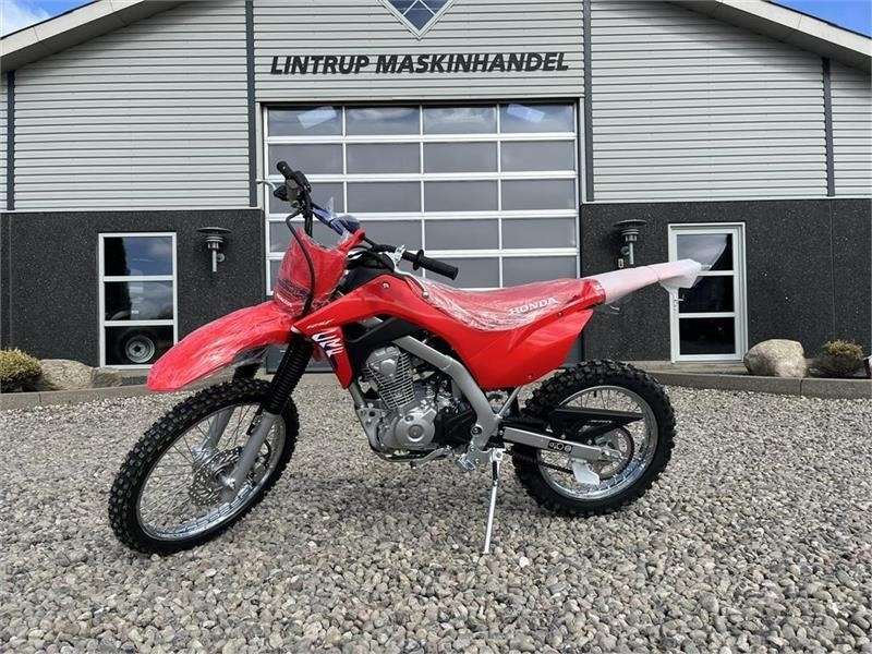 Honda CRF 125 FB Den helt nye model - Cuadrimoto: foto 1 Honda CRF 125 FB Den helt nye model - Cuadrimoto: foto 1