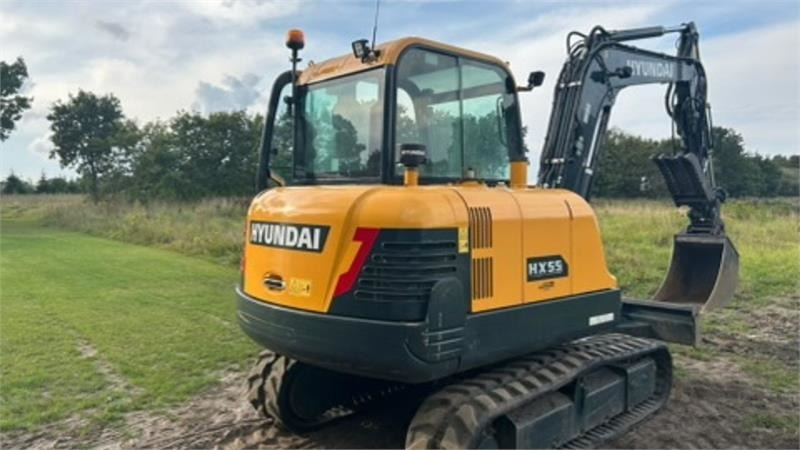 Hyundai HX55 Med Hydrema skifte og centralsmørring og grab - Miniexcavadora: foto 4 Hyundai HX55 Med Hydrema skifte og centralsmørring og grab - Miniexcavadora: foto 4