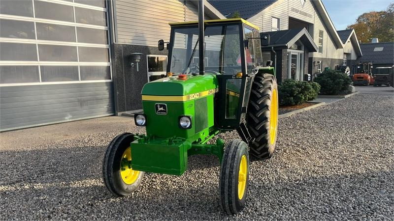 John Deere 2040 Med nye dæk hele vejen rundt - Tractor: foto 3 John Deere 2040 Med nye dæk hele vejen rundt - Tractor: foto 3