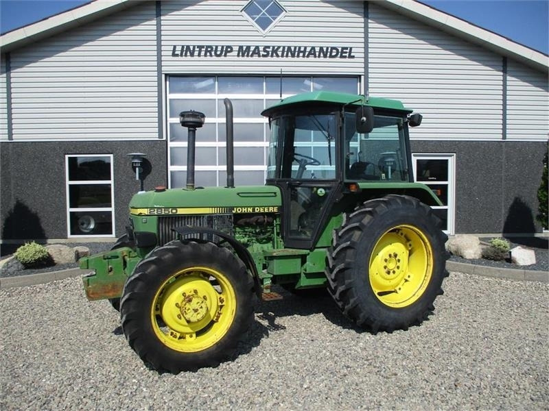 John Deere 2850 TURBO Med nye bagdæk - Tractor: foto 1 John Deere 2850 TURBO Med nye bagdæk - Tractor: foto 1