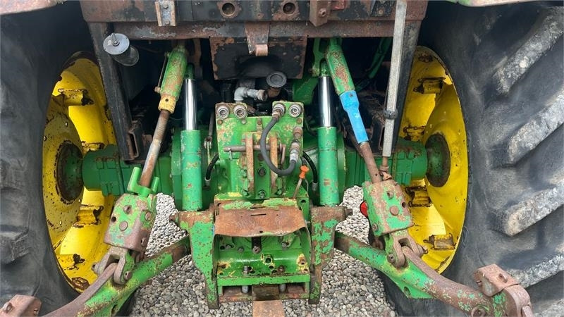 John Deere 3650 Med frontlift - Tractor: foto 4 John Deere 3650 Med frontlift - Tractor: foto 4