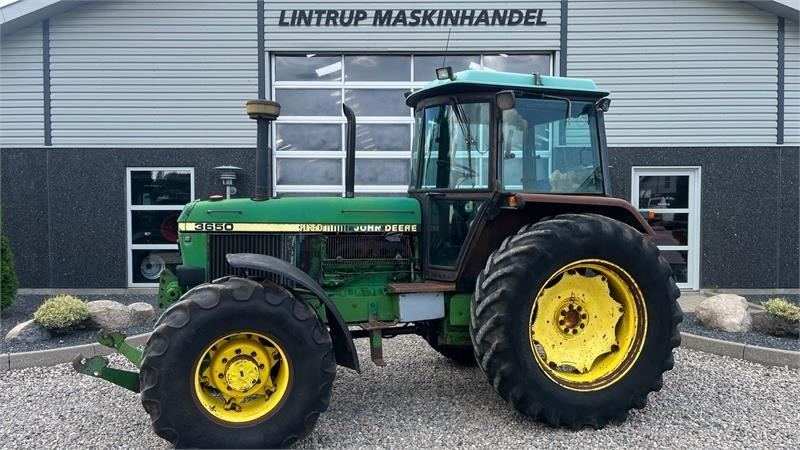 John Deere 3650 Med frontlift - Tractor: foto 1 John Deere 3650 Med frontlift - Tractor: foto 1