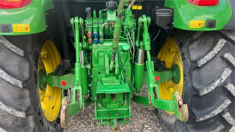 John Deere 5080R Med frontlæsser - Tractor: foto 4 John Deere 5080R Med frontlæsser - Tractor: foto 4