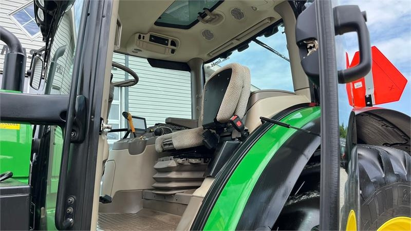 John Deere 6135R Krybegear, frontlift, TLS Affjedret foraksel - Tractor: foto 4 John Deere 6135R Krybegear, frontlift, TLS Affjedret foraksel - Tractor: foto 4