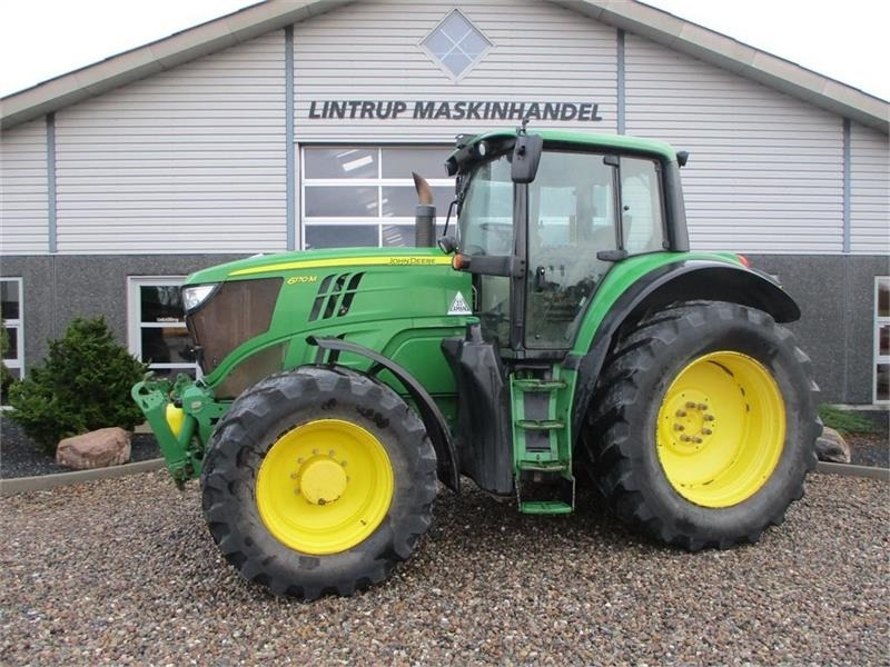 John Deere 6170M Med frontlift og frontPTO - Tractor: foto 1 John Deere 6170M Med frontlift og frontPTO - Tractor: foto 1