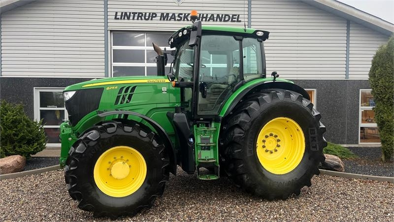 John Deere 6215R Med frontlift 50KMT - Tractor: foto 1 John Deere 6215R Med frontlift 50KMT - Tractor: foto 1