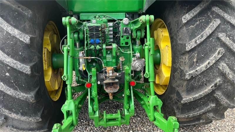John Deere 8260R - Tractor: foto 4 John Deere 8260R - Tractor: foto 4