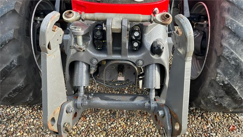 Massey Ferguson 7718 Dyna VT Med frontlift og frontPTO - Tractor: foto 4 Massey Ferguson 7718 Dyna VT Med frontlift og frontPTO - Tractor: foto 4