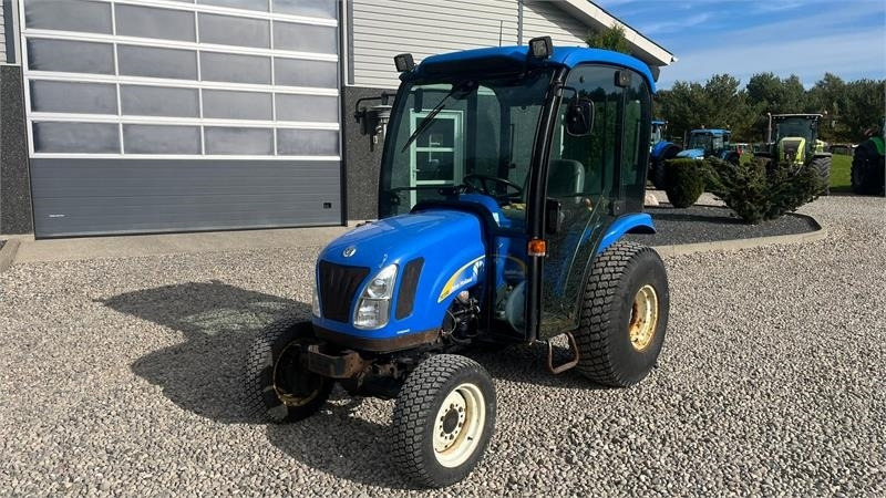 New Holland TC35DA Hydrostat - Tractor: foto 2 New Holland TC35DA Hydrostat - Tractor: foto 2