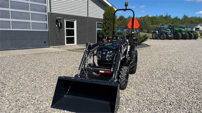 Tractor municipal Solis S26 6+2 gearmaskine Limited Edition i sort med bre: foto 15 Tractor municipal Solis S26 6+2 gearmaskine Limited Edition i sort med bre: foto 15