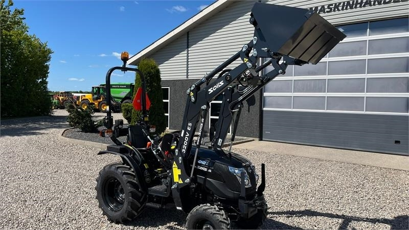 Tractor municipal Solis S26 6+2 gearmaskine Limited Edition i sort med bre: foto 23 Tractor municipal Solis S26 6+2 gearmaskine Limited Edition i sort med bre: foto 23