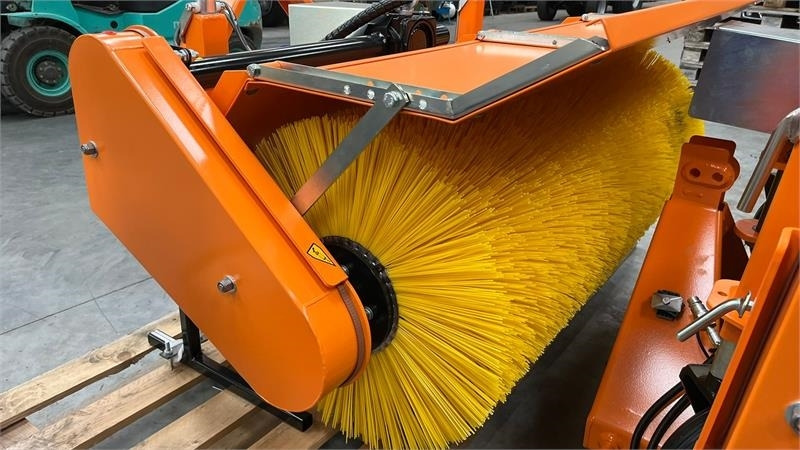 Thyregod TK 1600 PTO, med hydraulisk sving. - Barredora cucharón: foto 5 Thyregod TK 1600 PTO, med hydraulisk sving. - Barredora cucharón: foto 5