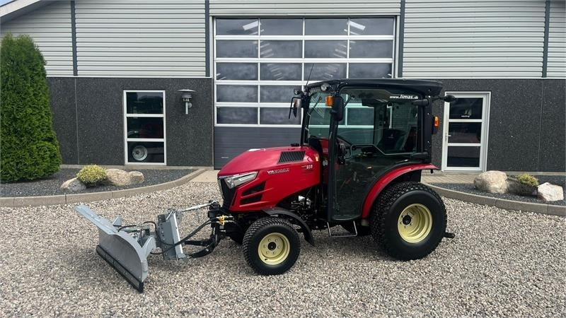 Yanmar YT 235H 4WD Snow Edition med sneplov og spreder - Tractor: foto 1 Yanmar YT 235H 4WD Snow Edition med sneplov og spreder - Tractor: foto 1