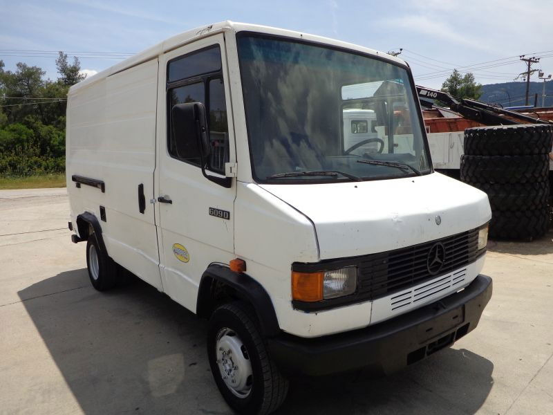 Furgón Mercedes-Benz Sprinter Mercedes Benz 609D: foto 12