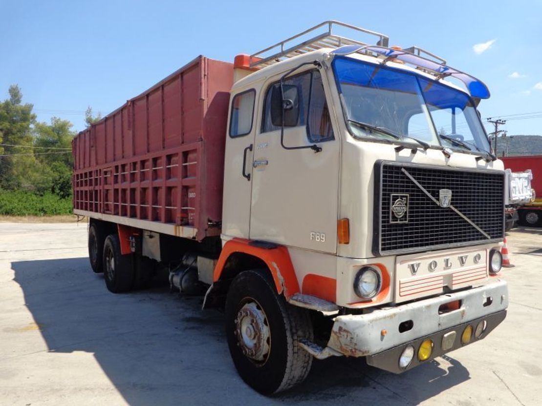Volvo F 89 VOLVO F89 (6X2) KIPPER - Camión volquete: foto 1 Volvo F 89 VOLVO F89 (6X2) KIPPER - Camión volquete: foto 1