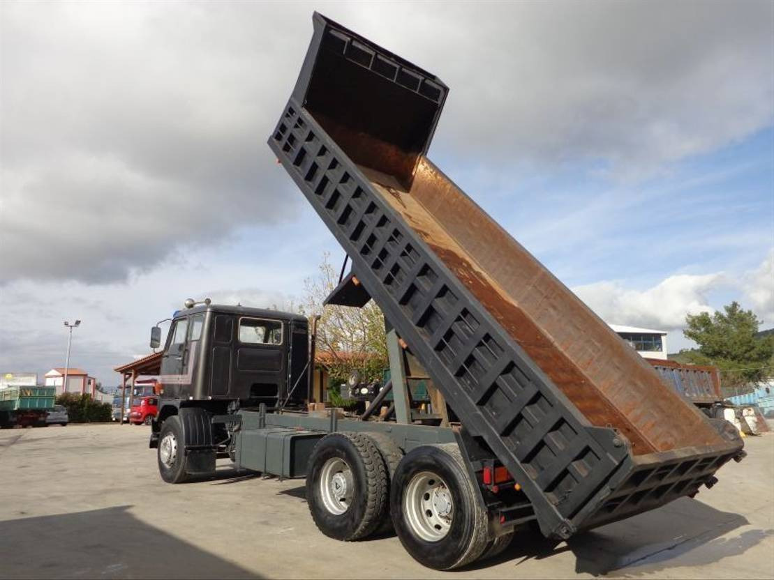 Volvo F 89 VOLVO F89 (6X2) -KIPPER - Camión volquete: foto 5 Volvo F 89 VOLVO F89 (6X2) -KIPPER - Camión volquete: foto 5