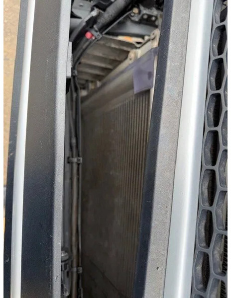 Camión multibasculante DAF CF 480 HAAKARM/ROLL-OFF TIPPER: foto 15 Camión multibasculante DAF CF 480 HAAKARM/ROLL-OFF TIPPER: foto 15