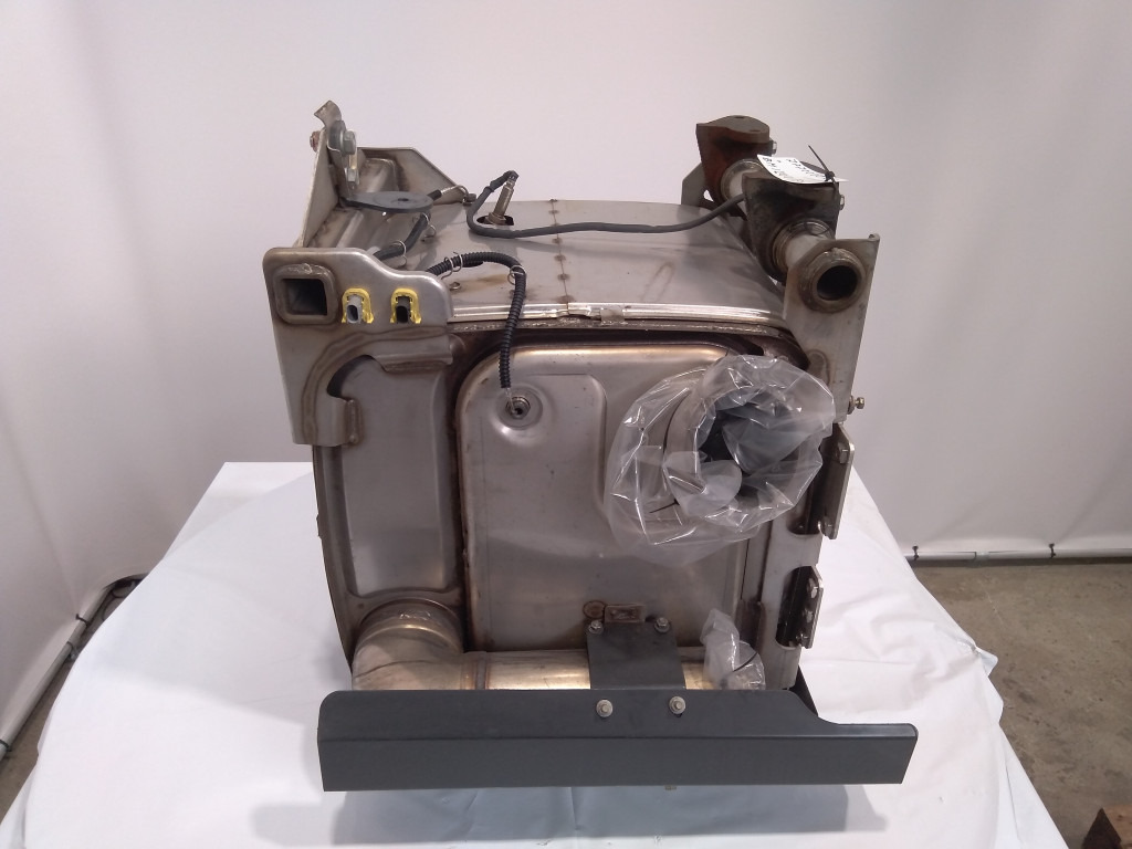 Bomag A0044909914 - Motor y piezas para Maquinaria de construcción: foto 5 Bomag A0044909914 - Motor y piezas para Maquinaria de construcción: foto 5
