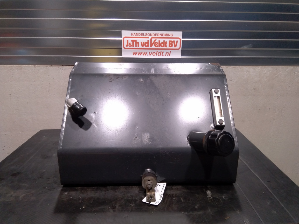 Bomag BW213DH-4 1BVC - - Depósito hidráulico para Maquinaria de construcción: foto 1 Bomag BW213DH-4 1BVC - - Depósito hidráulico para Maquinaria de construcción: foto 1