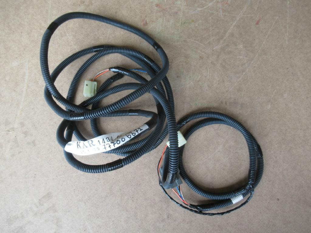 CNH KAR1434 - - Cables/ Alambres para Maquinaria de construcción: foto 1 CNH KAR1434 - - Cables/ Alambres para Maquinaria de construcción: foto 1