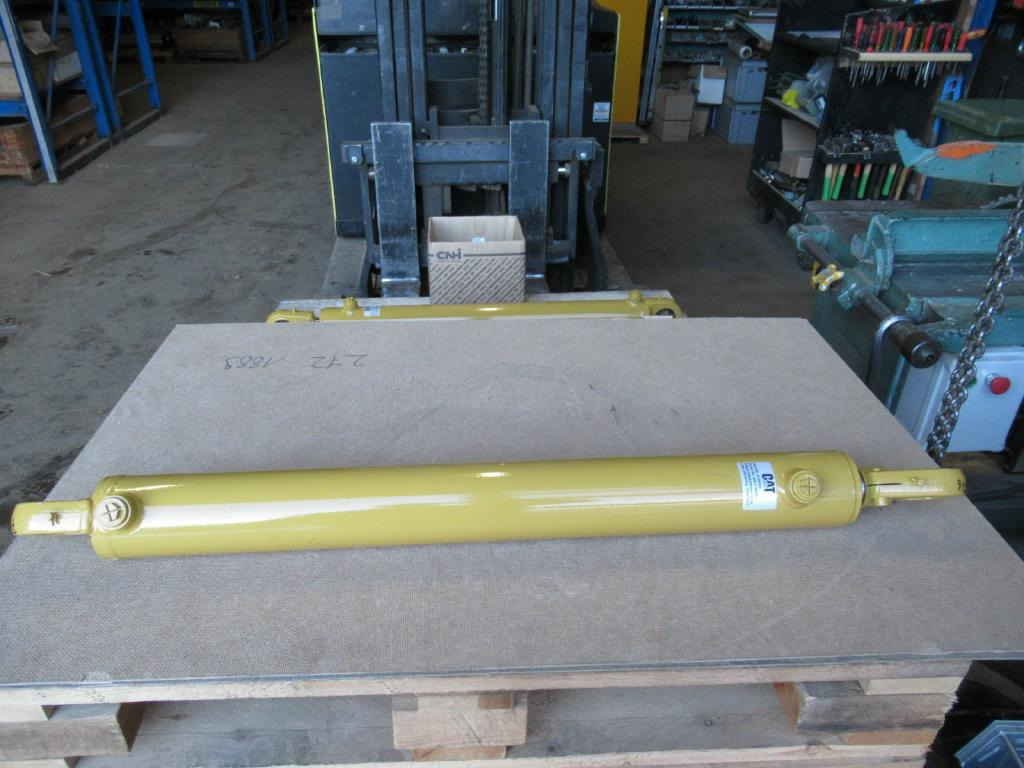 Caterpillar 4129384 - Cilindro hidráulico para Maquinaria de construcción: foto 1 Caterpillar 4129384 - Cilindro hidráulico para Maquinaria de construcción: foto 1