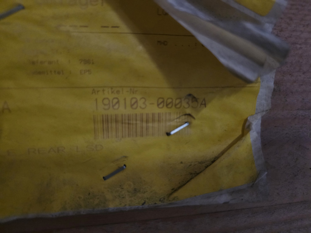 Doosan 190103-00035a - 190103-00035A - Eje y piezas: foto 1 Doosan 190103-00035a - 190103-00035A - Eje y piezas: foto 1