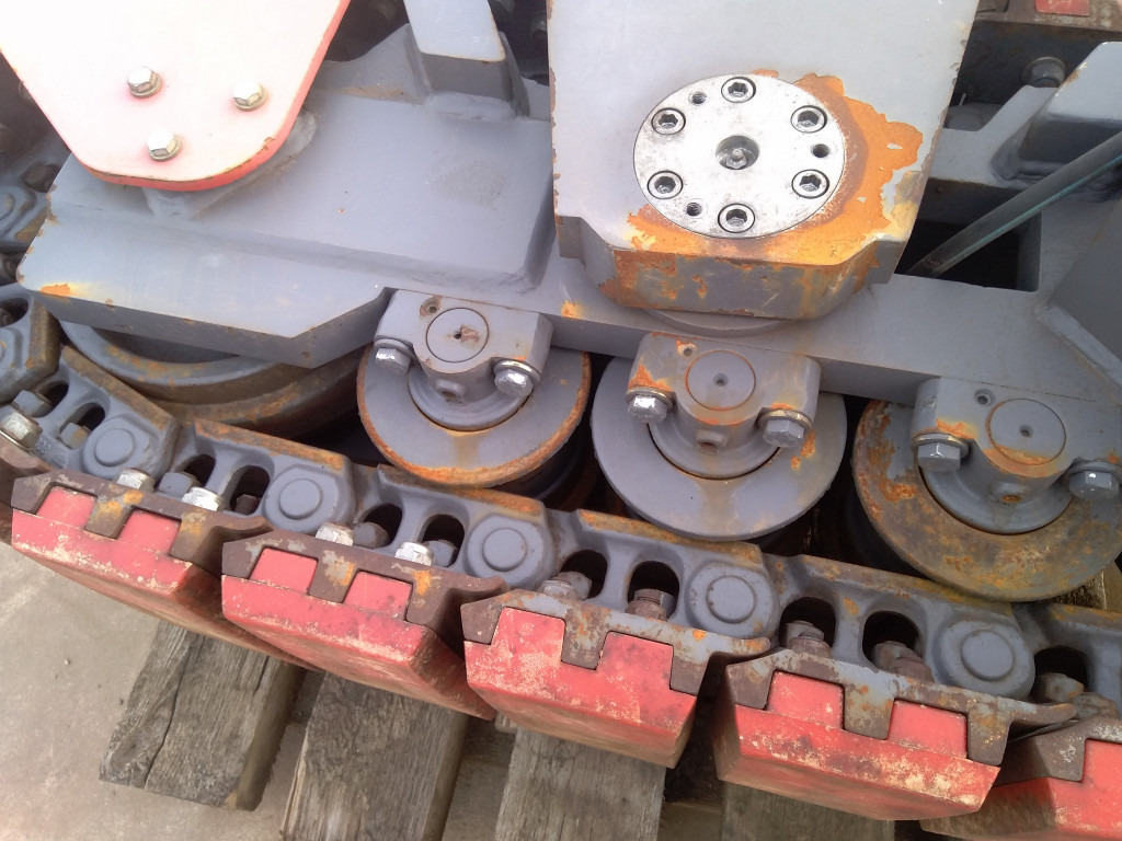 Dynapac PL1000F - - Piezas del tren de rodaje para Maquinaria de construcción: foto 3 Dynapac PL1000F - - Piezas del tren de rodaje para Maquinaria de construcción: foto 3