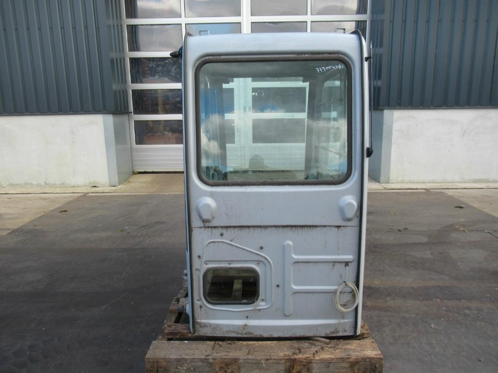 Hitachi EX-5 - 4383439 - Cabina para Maquinaria de construcción: foto 2 Hitachi EX-5 - 4383439 - Cabina para Maquinaria de construcción: foto 2