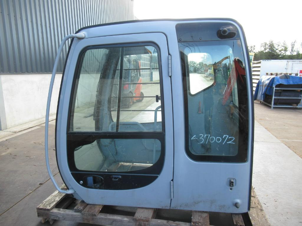 Hitachi EX-5 - 4383439 - Cabina para Maquinaria de construcción: foto 3 Hitachi EX-5 - 4383439 - Cabina para Maquinaria de construcción: foto 3