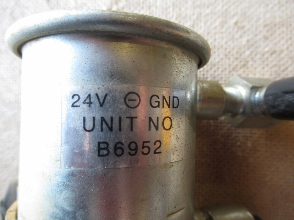 Hitachi ZX130LCN-5B - - Bomba de combustible para Maquinaria de construcción: foto 4 Hitachi ZX130LCN-5B - - Bomba de combustible para Maquinaria de construcción: foto 4