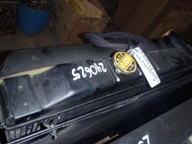 Kobelco YN05PU0003F1 - YN05PU0002F1 - Radiador para Maquinaria de construcción: foto 1 Kobelco YN05PU0003F1 - YN05PU0002F1 - Radiador para Maquinaria de construcción: foto 1