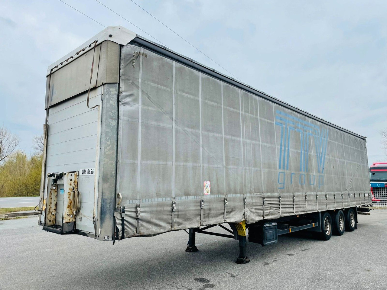 Schmitz Cargobull SCS 24/L flatbed - Semirremolque lona: foto 1 Schmitz Cargobull SCS 24/L flatbed - Semirremolque lona: foto 1