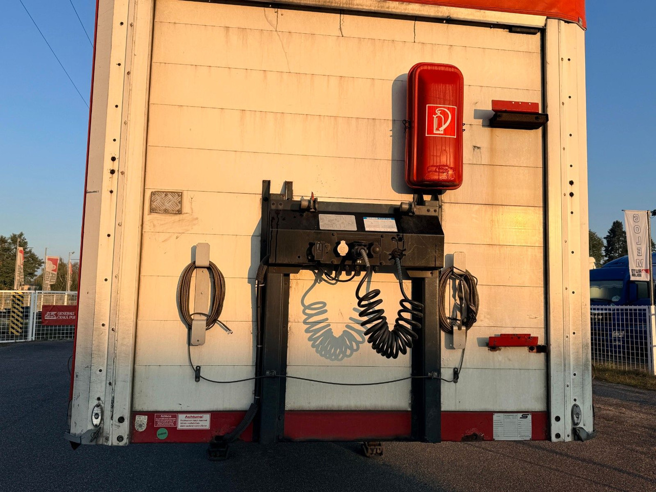 Schwarzmüller S 1 / J - Semirremolque lona: foto 2 Schwarzmüller S 1 / J - Semirremolque lona: foto 2