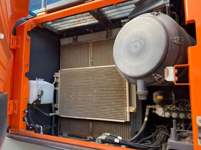 Doosan DX300LC - Excavadora de cadenas: foto 4 Doosan DX300LC - Excavadora de cadenas: foto 4