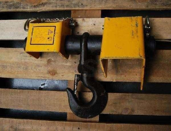 Jcb 545/70200 Lasthaken - Implemento para Equipo de manutención: foto 2 Jcb 545/70200 Lasthaken - Implemento para Equipo de manutención: foto 2