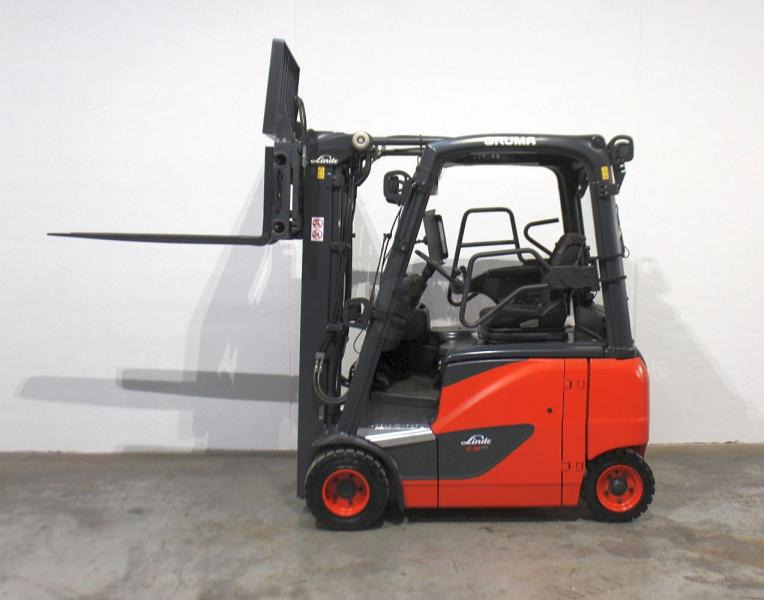 Linde E 18 PH EVO 386-02 - Carretilla elevadora eléctrica: foto 4 Linde E 18 PH EVO 386-02 - Carretilla elevadora eléctrica: foto 4