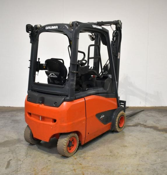 Linde E 18 PH EVO 386-02 - Carretilla elevadora eléctrica: foto 2 Linde E 18 PH EVO 386-02 - Carretilla elevadora eléctrica: foto 2