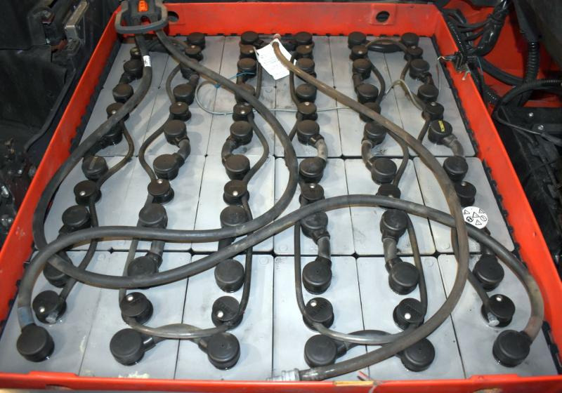 Linde E 20 L EVO 386-02 - Carretilla elevadora eléctrica: foto 5 Linde E 20 L EVO 386-02 - Carretilla elevadora eléctrica: foto 5