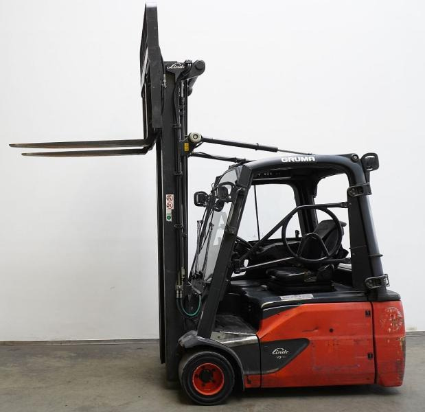 Linde E 20 L EVO 386-02 - Carretilla elevadora eléctrica: foto 4 Linde E 20 L EVO 386-02 - Carretilla elevadora eléctrica: foto 4
