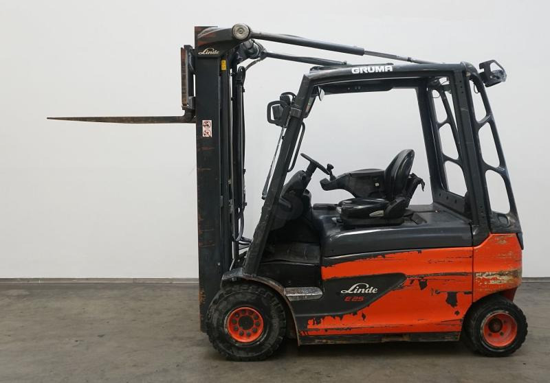 Linde E 25 L 387 - Carretilla elevadora eléctrica: foto 3 Linde E 25 L 387 - Carretilla elevadora eléctrica: foto 3