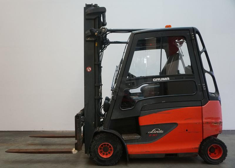 Linde E 30/600 HL 387 - Carretilla elevadora eléctrica: foto 4 Linde E 30/600 HL 387 - Carretilla elevadora eléctrica: foto 4
