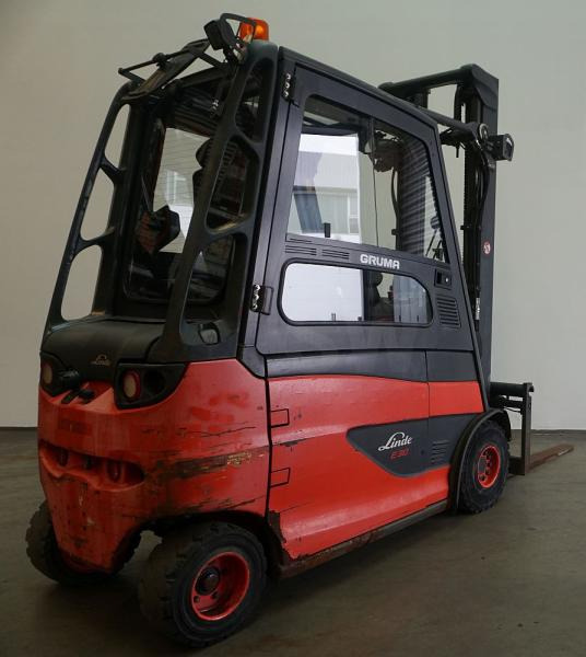 Linde E 30/600 HL 387 - Carretilla elevadora eléctrica: foto 2 Linde E 30/600 HL 387 - Carretilla elevadora eléctrica: foto 2