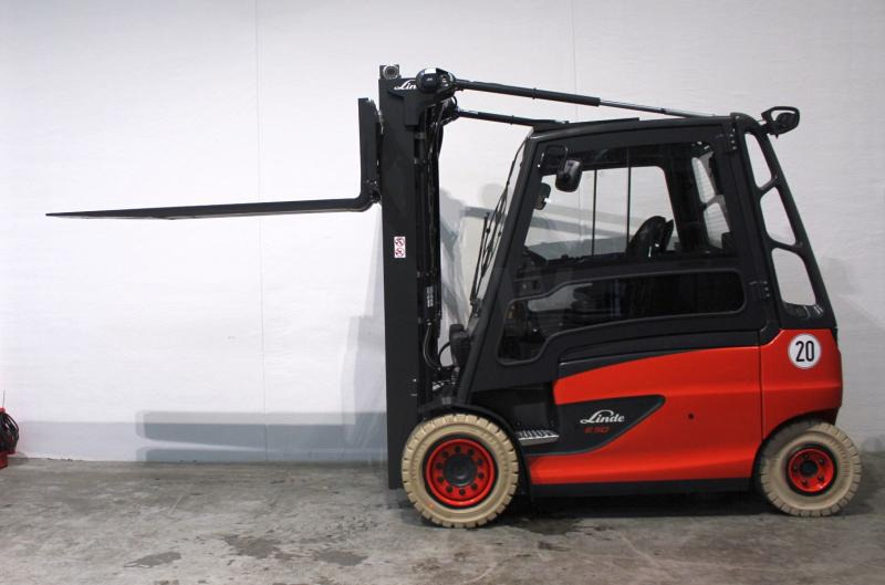 Linde E 50 HL 388 - Carretilla elevadora eléctrica: foto 3 Linde E 50 HL 388 - Carretilla elevadora eléctrica: foto 3
