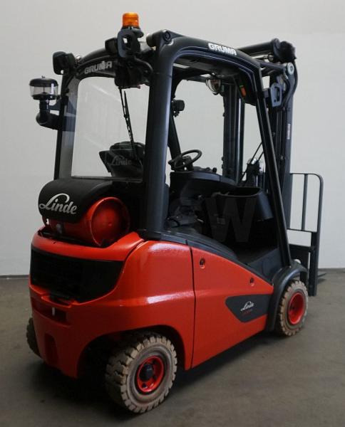 Linde H 18 T EVO 391-00 - Carretilla elevadora de gas: foto 3 Linde H 18 T EVO 391-00 - Carretilla elevadora de gas: foto 3