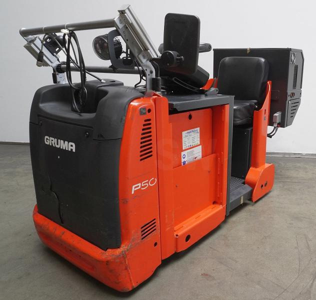 Linde P 50 C 1190 - Remolcadora: foto 1 Linde P 50 C 1190 - Remolcadora: foto 1