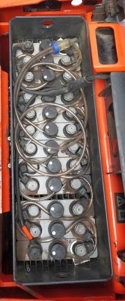 Linde T 16 L 1152 - Transpaleta: foto 4 Linde T 16 L 1152 - Transpaleta: foto 4