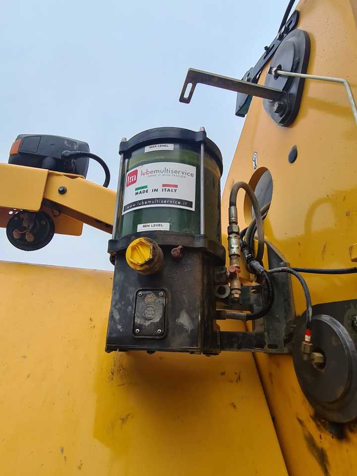 VOLVO L220G - Cargadora de ruedas: foto 5 VOLVO L220G - Cargadora de ruedas: foto 5