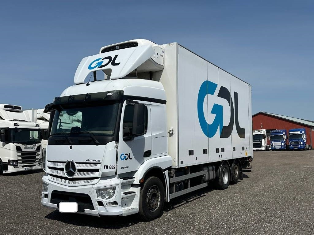 Mercedes-Benz ACTROS 2546 serie 1777 - Camión frigorífico: foto 2 Mercedes-Benz ACTROS 2546 serie 1777 - Camión frigorífico: foto 2