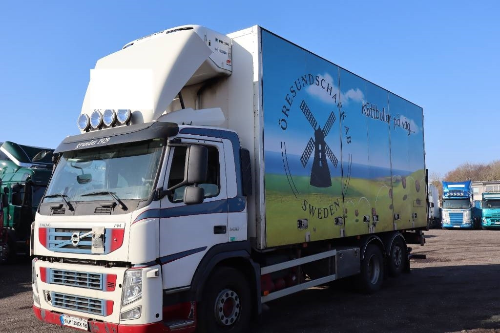 Volvo FM 6*2 serie 8310 - Camión frigorífico: foto 1 Volvo FM 6*2 serie 8310 - Camión frigorífico: foto 1
