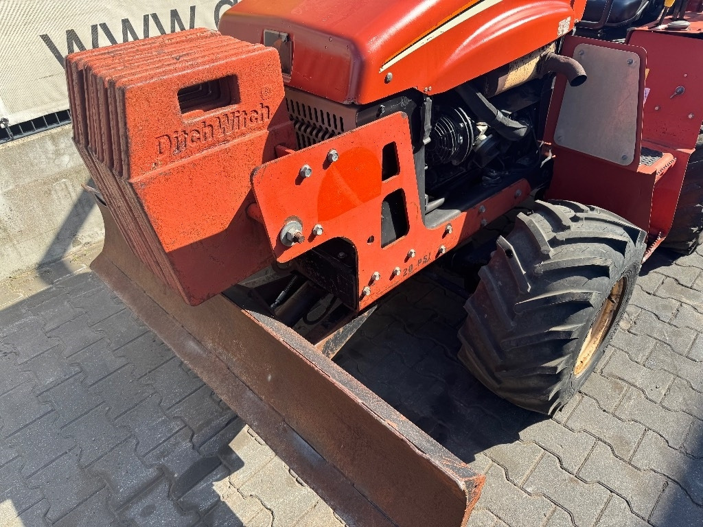 Ditch Witch RT 40 - Zanjadora: foto 3 Ditch Witch RT 40 - Zanjadora: foto 3